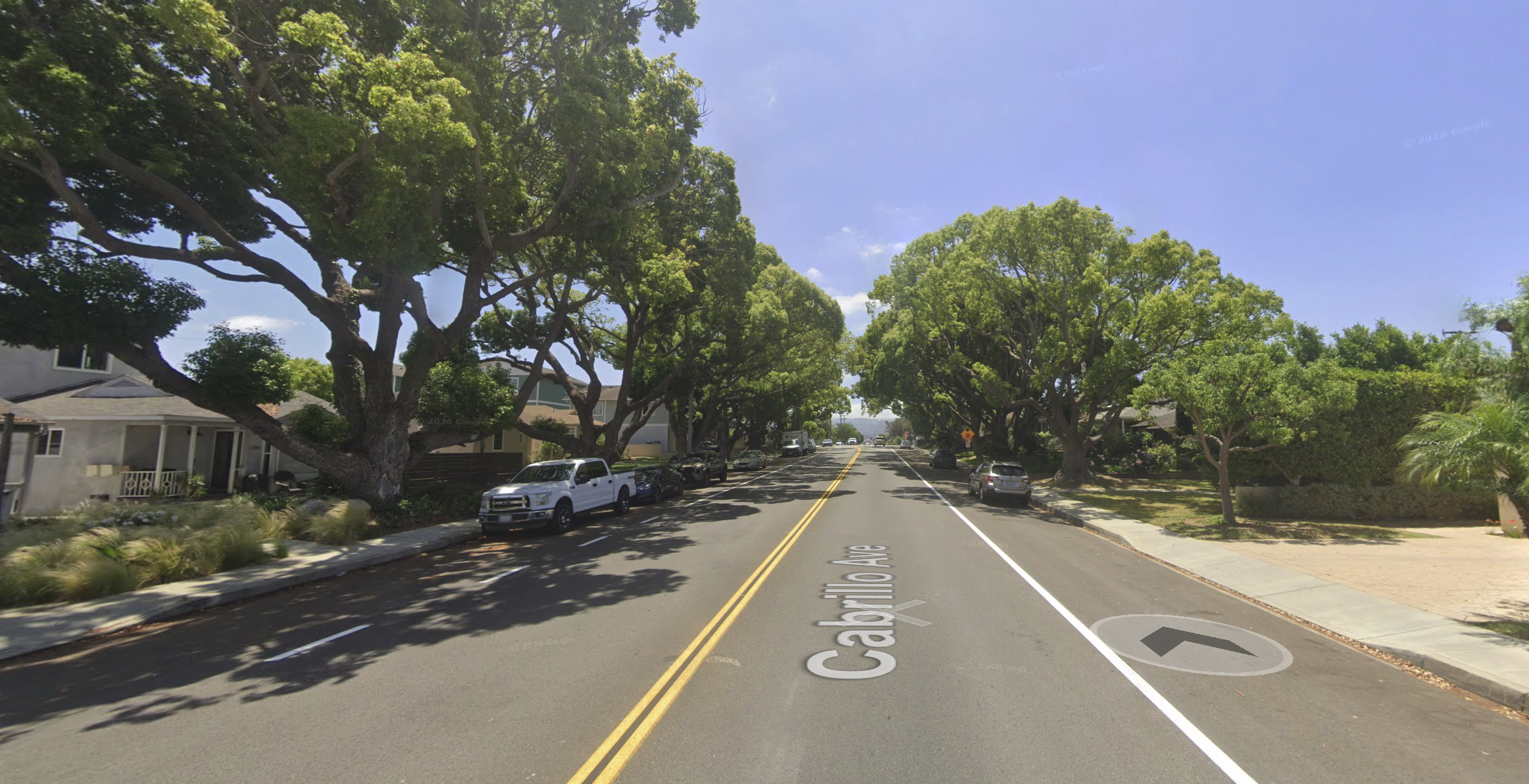 Cabrillo Ave street parking